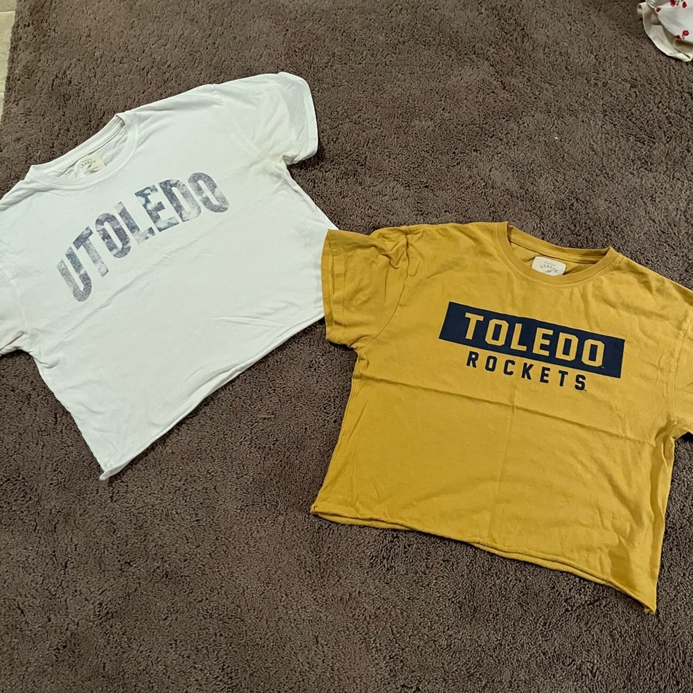 two utoledo small crop tops
